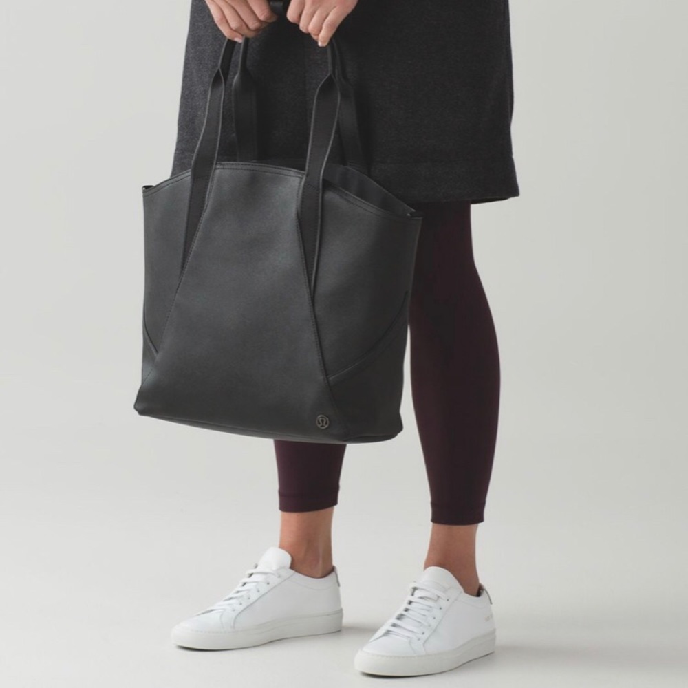 Lululemon “All Day” Mini Tote - Black